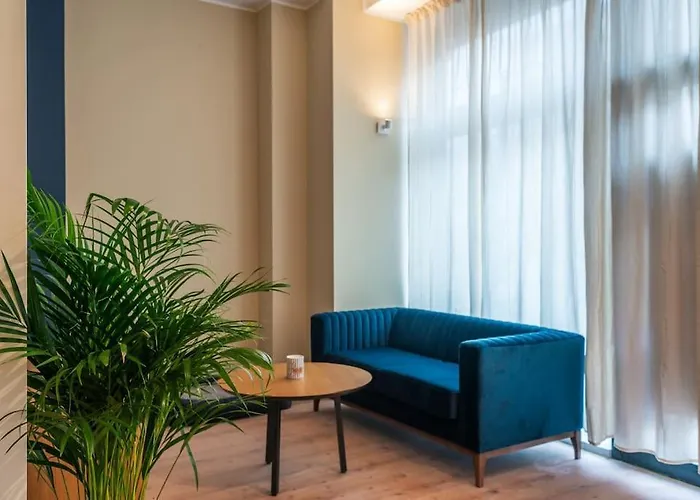 Modern Studio Apartment